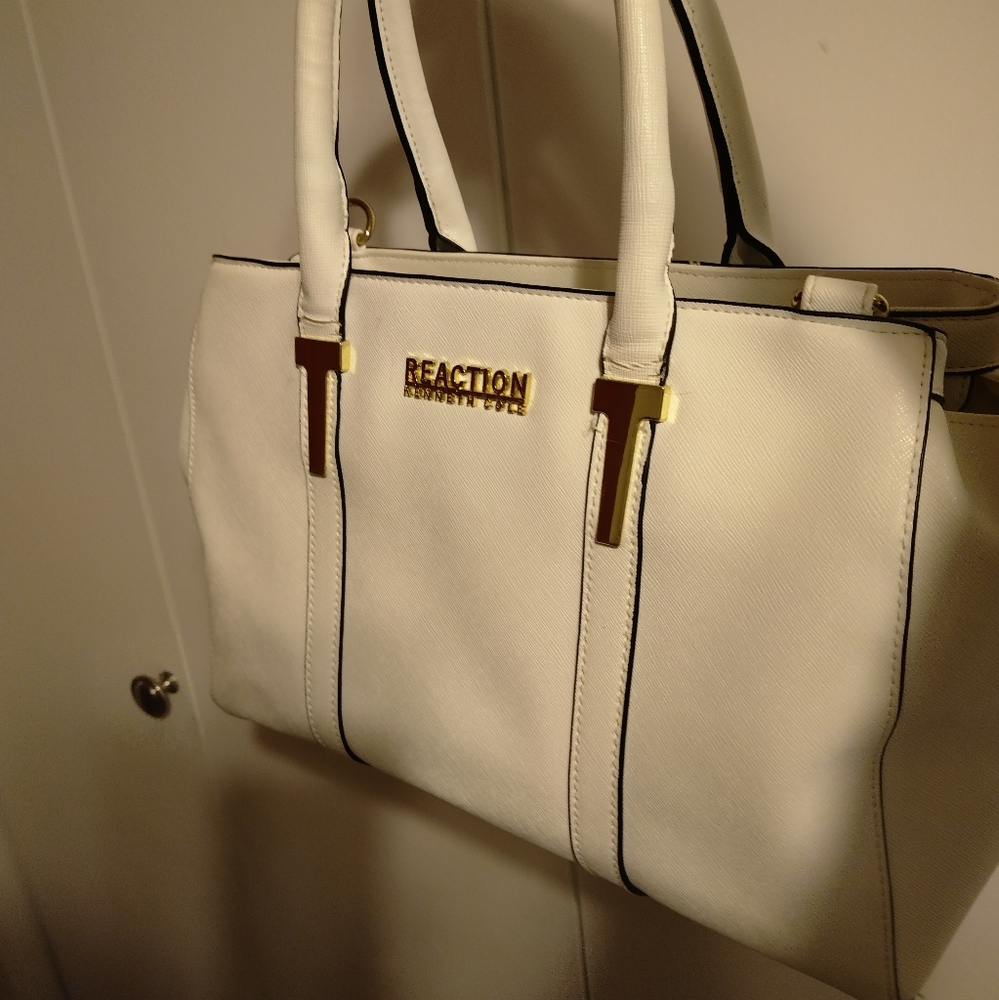 Bag - Picture 3 of 8